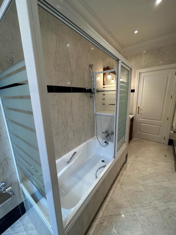 Pdv Rooms Madrid Eksteriør billede