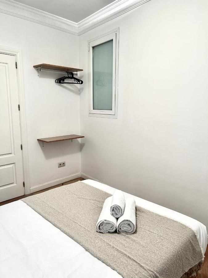 Pdv Rooms Madrid Eksteriør billede