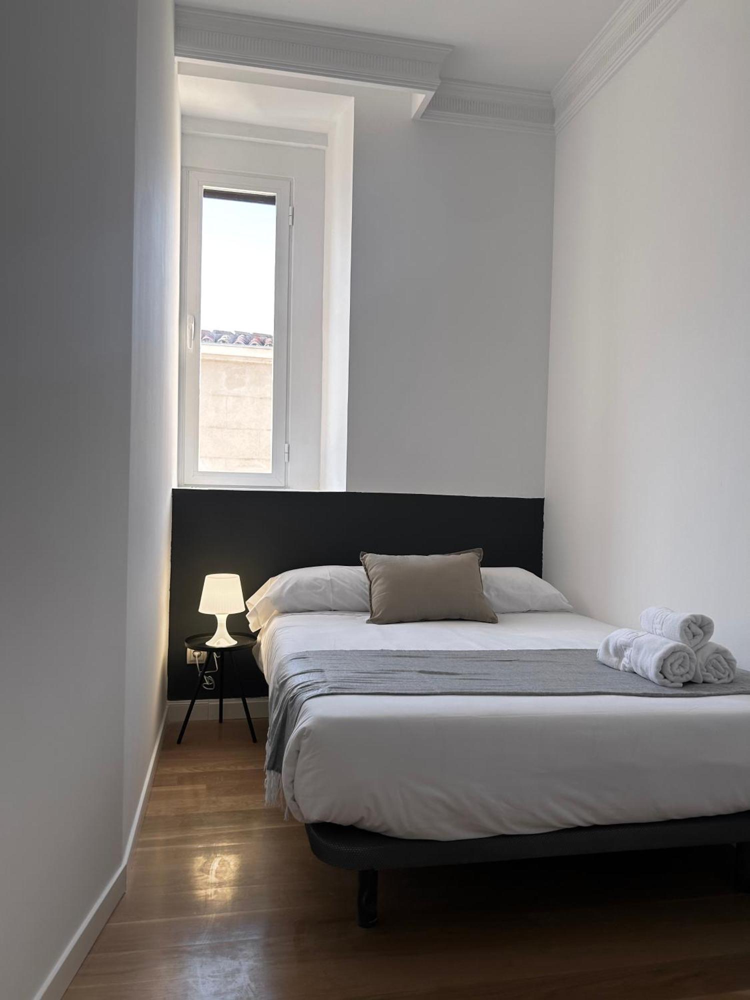 Pdv Rooms Madrid Eksteriør billede